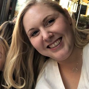 Meet your Posher, Stacie